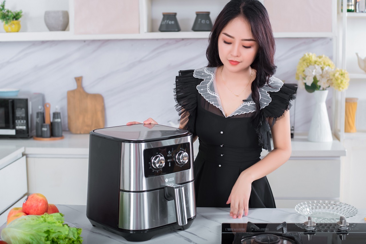 Review nồi chiên không dầu Lotte 5.5l LTS -AF6SM